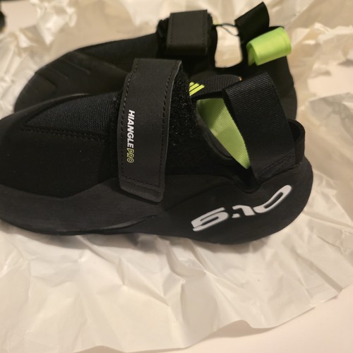 Brand new climbing shoes hi - new,