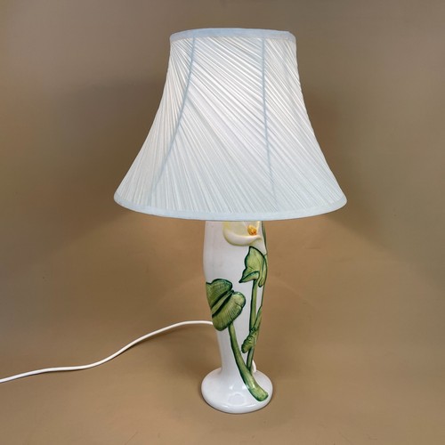 Calla lily ceramic table lamp - lily,