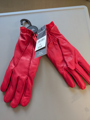 Soft red leather gloves - soft, size