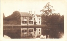 Carshalton. Greyhound Hotel