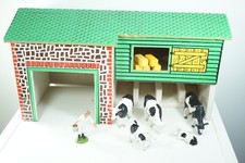 Rare Vintage Original 1970’s Britains Farm Wooden Hay Barn Tractor Shed Cattle