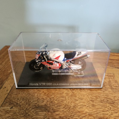 Honda vtr1000 24 - vtr1000, colin