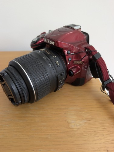 Nikon d5200 1mp dslr - 24.1mp,