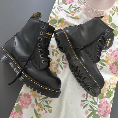Martens docs icon - martens,