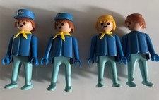 4 Vintage Playmobil  American