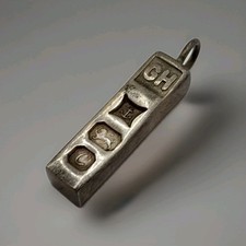 Small 1977 Vintage English