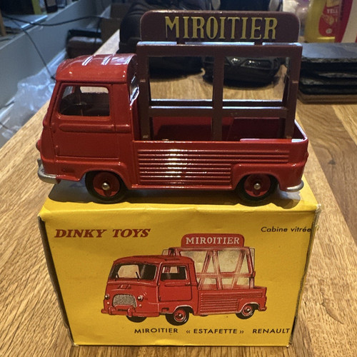 Dinky toys 564 renault - toys,