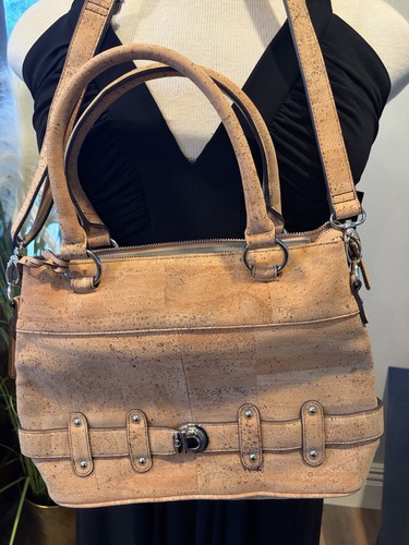Queork natural cork crossbody - natural,