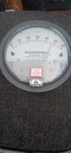 Pascals dwyer magnehelic - ,