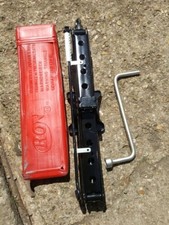 Land Rover Range Rover L322 Jack Set with triangle unused