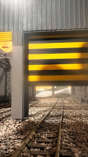 Working roller shutter for two - roller,