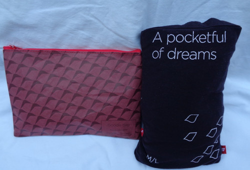 Virgin atlantic sleep suit - suit, or