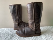UGG AUSTRALIA real leather