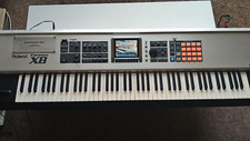 Roland Fantom X8