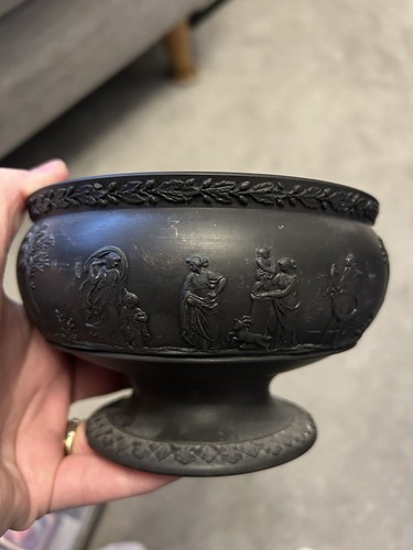 Wedgwood black basalt - wedgwood,