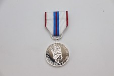 Queen silver jubilee medal - silver,