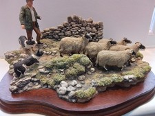 Border Fine Arts Figurine The Crossing