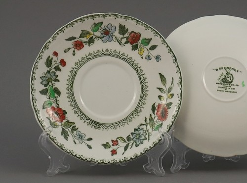 One saucer 5cm davenport - one, "davenport"