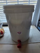 Balloon Stuffer Bucket and