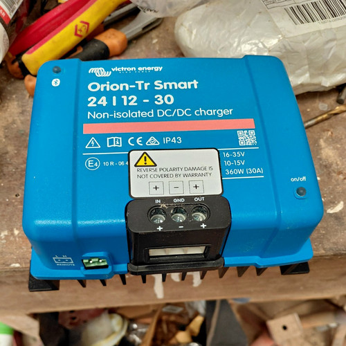 Victron energy orion smart - energy,
