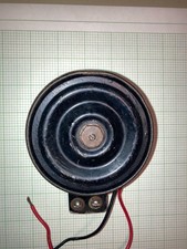 Classic Car/Motorcycle Lucas HF 1849 3.75" dia. 6/12 volt horn. c/w screws.  