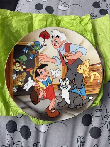 Limited edition disney - limited,