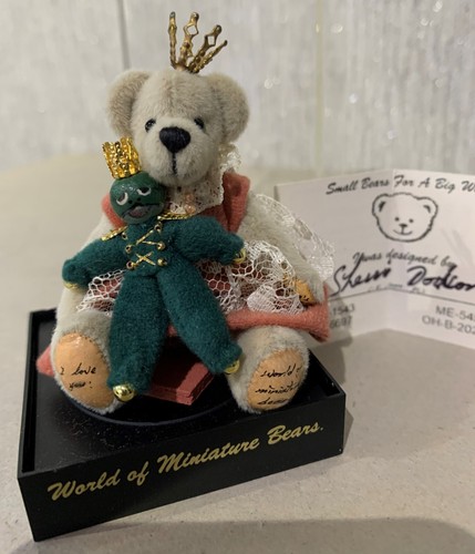 World miniature bears - of,