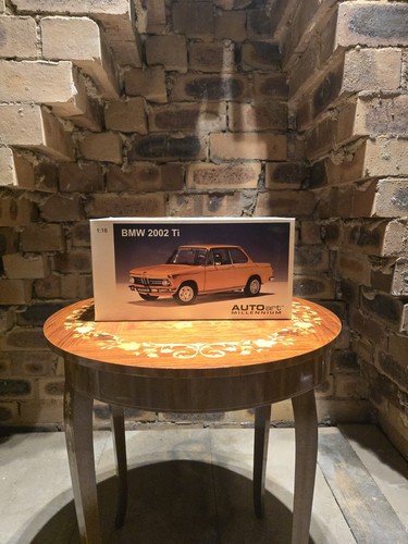 Autoart scale bmw - autoart,