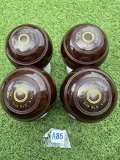 SIZE 0   / THOMA TAYLOR