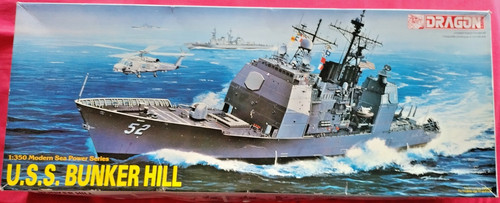 Dragon 350 uss bunker hill - 1:350,