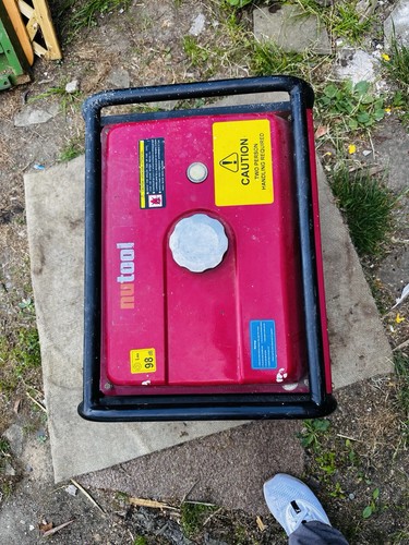 Nupower mnpg2000 3kva - mnpg2000-2, 2.3kva