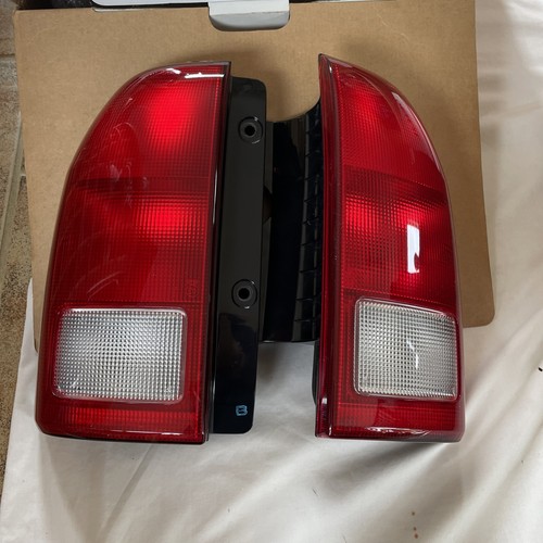 Suzuki grand vitara rear - grand, light