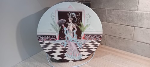 Lovely hat storage - box, 1920s