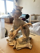 Vintage Geisha Playing Music Porcelain Statue Leonardo Collection Tranquility