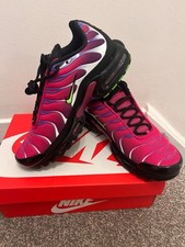 NIKE AIR MAX PLUS TN TUNED FIREBERRY REBELLIOUS AIR UK 9.5 EU 44.5 US 10.5