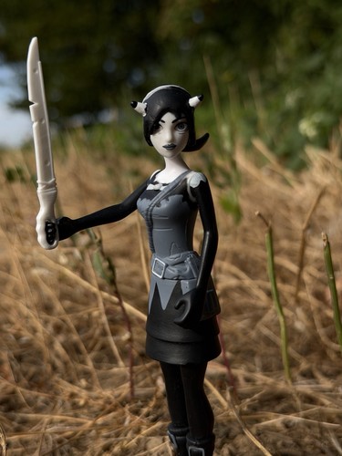 Allison figure with - 🖤,