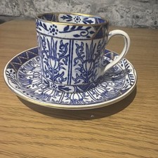 ANTIQUE WORCESTER ROYAL LILY