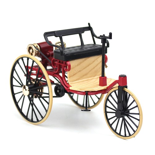 Classic tricycle model - 1/12,
