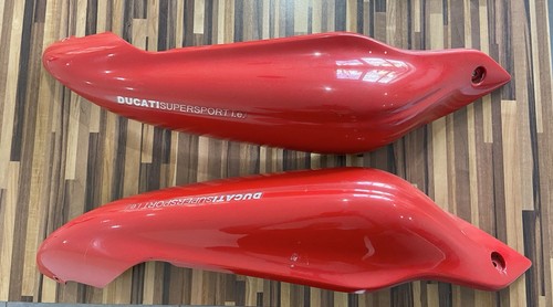 Ducati 900 rear side - 900,