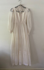 Rare Vintage 1970s Victorian