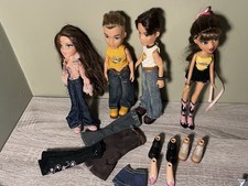 Bratz Doll Bundle x4 –