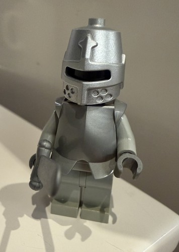 Lego gryffindor knight - gryffindor, statue