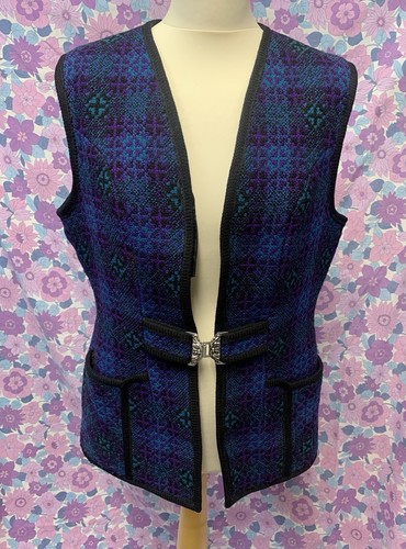 Vintage 1960s princess - ,