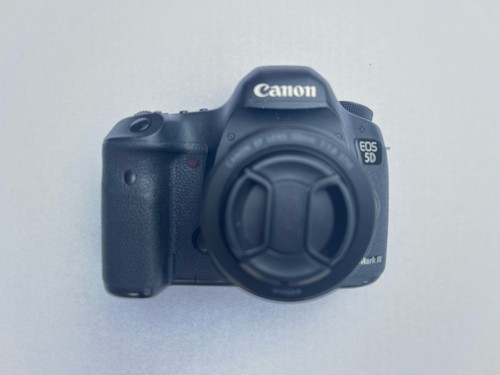 Canon eos mark - canon,
