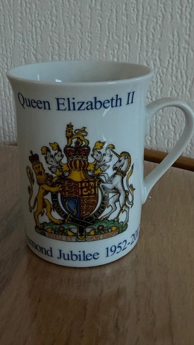 Queen elizabeth diamond - elizabeth,