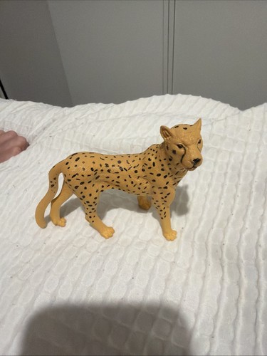 Zoo leopard figure - zoo,