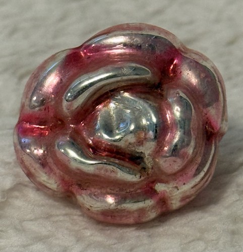 Vintage pink glass flower - pink,