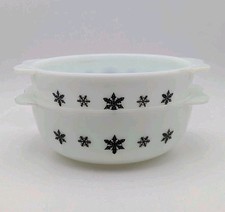 Vintage JAJ Pyrex Gaiety