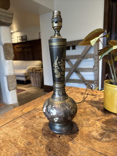 Vintage table lamp - table,