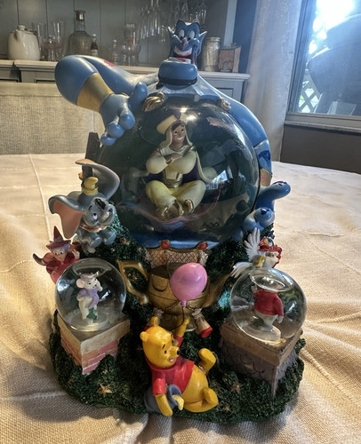 Disney aladdin snowglobe - aladdin, w/